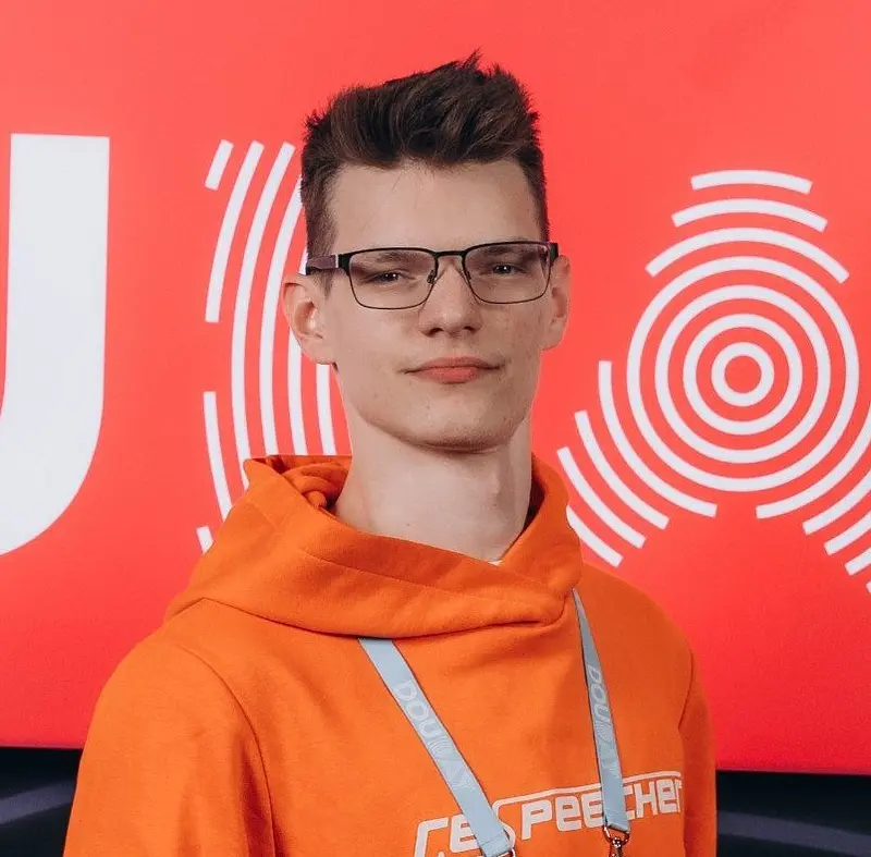 Євген Азаров